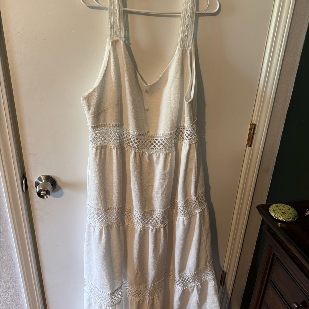 SHEIN Elegant White Lace Maxi Dress